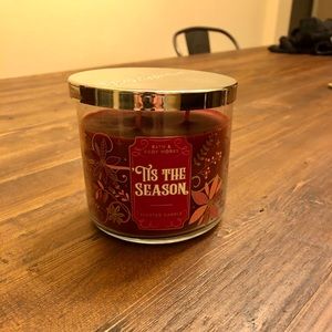 ‘Tis the season candle